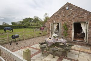 ellerton cottage one 40.jpg